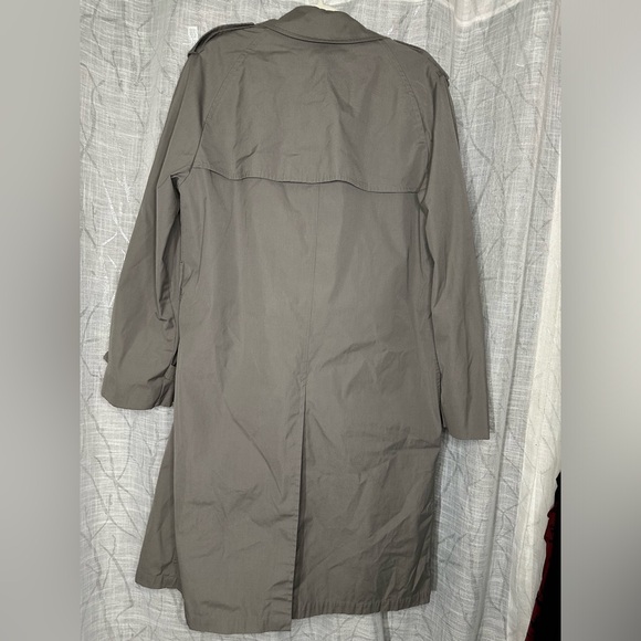 London Fog Trench Coat, 38 Reg; Vintage Trendy & Universal EUC - Picture 3 of 15